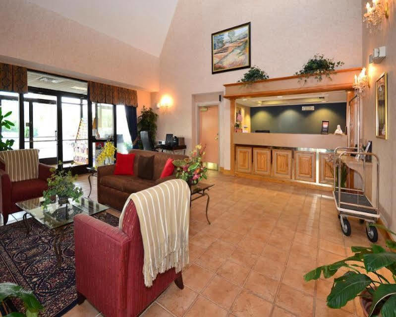 Econo Lodge Newport Extérieur photo