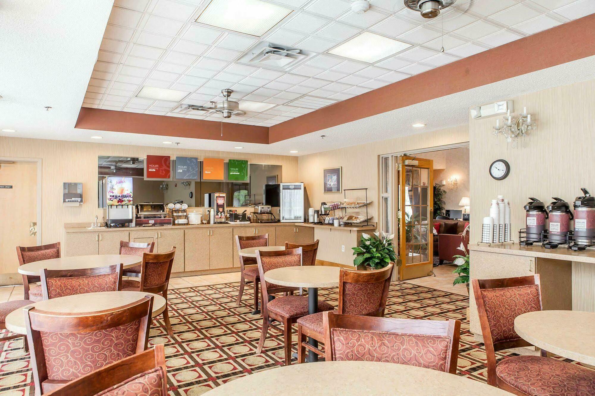 Econo Lodge Newport Extérieur photo